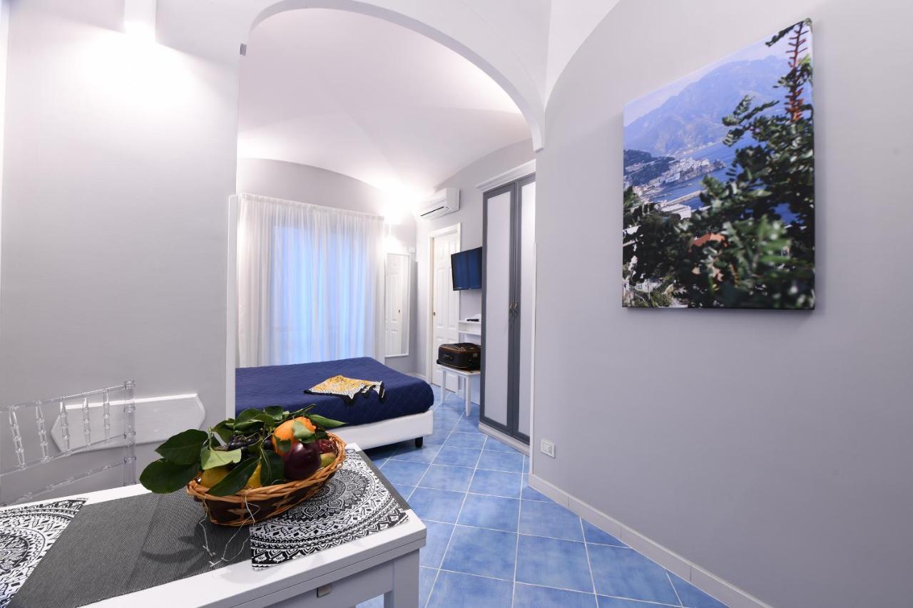 Appartamenti Casamalfi Centro Storico Exterior foto